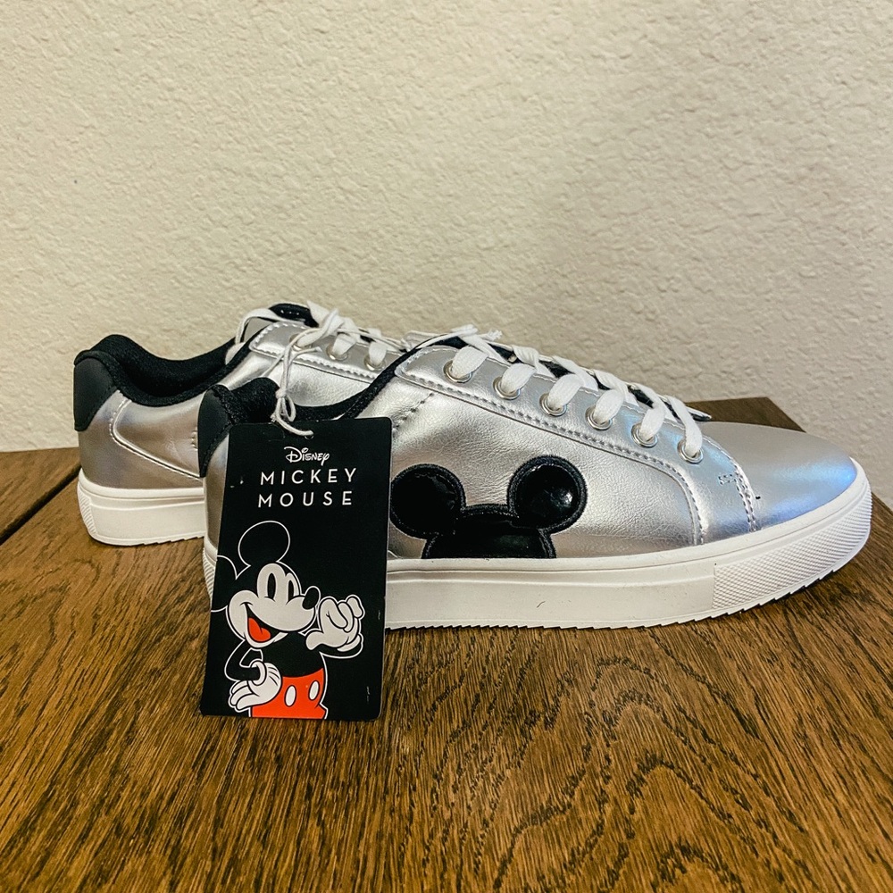 Disney Mickey Mouse Ladies Character Sneakers Shoes Women L8 NIB